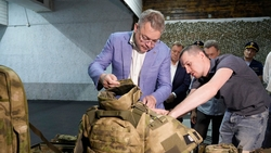 Губернатор Владимиров оценил разработки ставропольских производителей амуниции