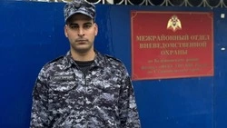 Росгвардеец из Будённовска спас тонувших отца и дочь на Куме