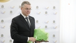 Студентов Ставрополья поздравил с праздником губернатор Владимир Владимиров  