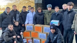 Студенты колледжей Ставрополья отправили новогодние посылки бойцам СВО