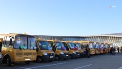 Ещё 39 новых автобусов получили школы Ставрополья