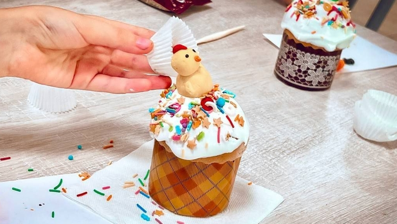 В Прикумье для белгородских детей провели мастер-класс по украшению куличей