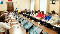 Глава Ставрополья и активисты «Движения Первых» обсудили молодёжные мероприятия