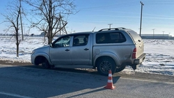 В Будённовском округе из-за отпавшего колеса автомобиля пострадал водитель