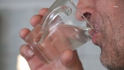 Будённовский косметолог: Нужно пить от 1,5 литров воды зимой для здоровья кожи