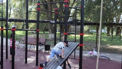 В ставропольском селе по губернаторской программе построили воркаут-площадку