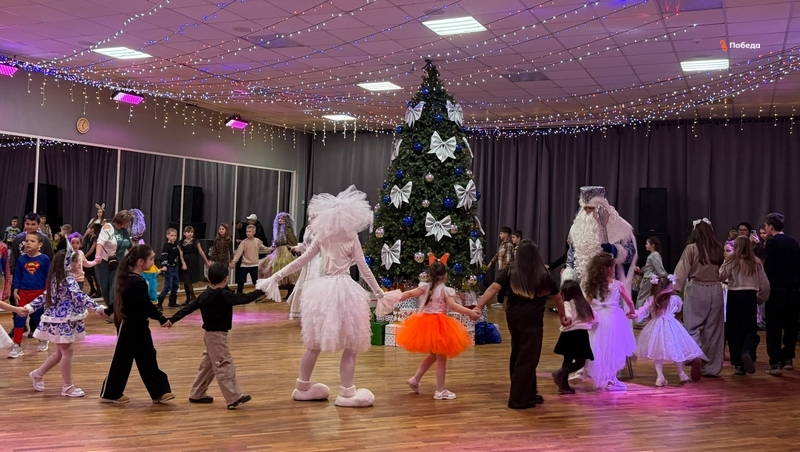 В Будённовске стартовали новогодние представления для детей