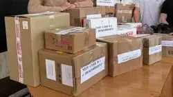 Будённовские школьники отправили посылки бойцам СВО