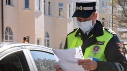 Двух водителей из Будённовска оштрафовали за шум в ночное время