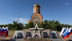 Звезда, гранит и герои на экранах: новый мемориал в память о бойцах СВО открыли в Будённовске
