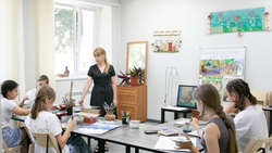 Губернатор Ставрополья поздравил работников детсадов с праздником