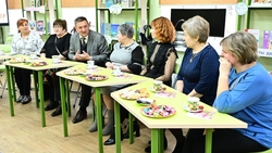 Глава Будённовского округа встретился с семьями погибших участников СВО