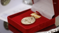 Медаль «Материнская слава» вручили 55 многодетным ставропольчанкам