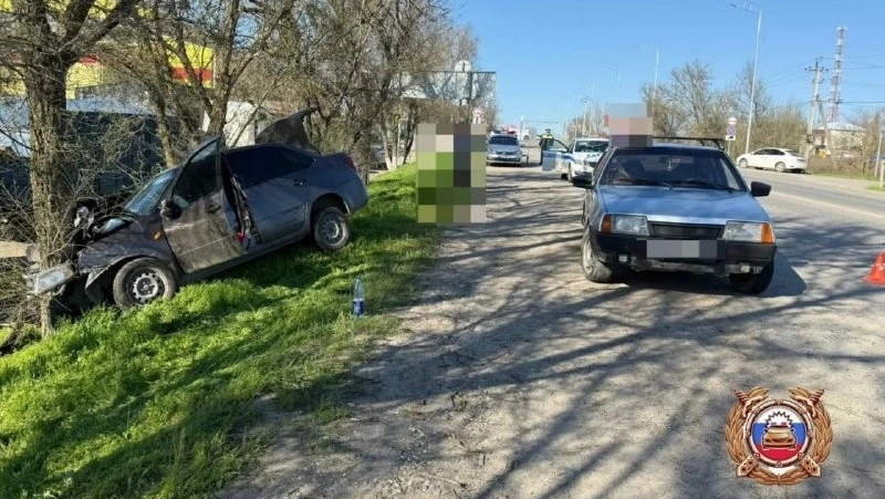 Два человека пострадали в ДТП с двумя легковушками в Будённовском округе