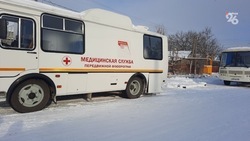 Выездная бригада медиков провела осмотр жителей ставропольского хутора