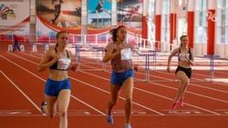 Спортсменка из Будённовска победила в стометровом забеге в Смоленске