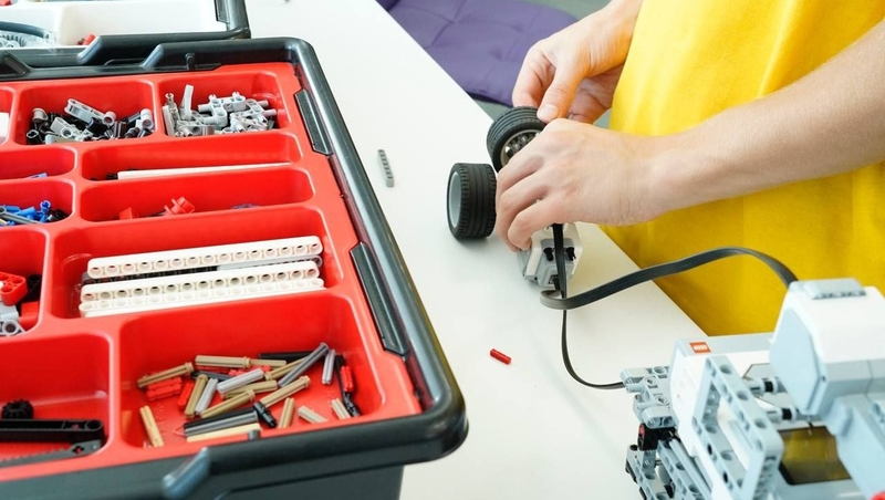 Губернатор Владимиров поручил открыть «Кванториум» в Будённовске