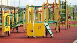 В ставропольском посёлке построили детскую площадку по губернаторской программе