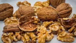 Почти 40 тонн ставропольских орехов экспортировали в Армению с начала года