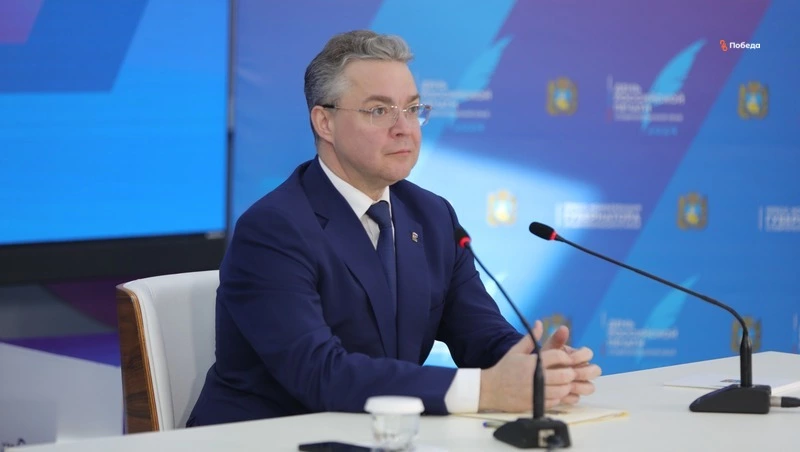 Губернатор Владимиров поздравил ставропольских гвардейцев с праздником