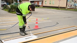 В Будённовском округе стартовало обновление дорожной разметки