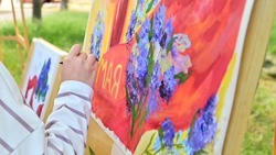 В Будённовском округе отметили Первомай в стиле 90-х