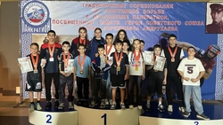 Будённовские борцы завоевали девять золотых медалей на турнире в Адыгее