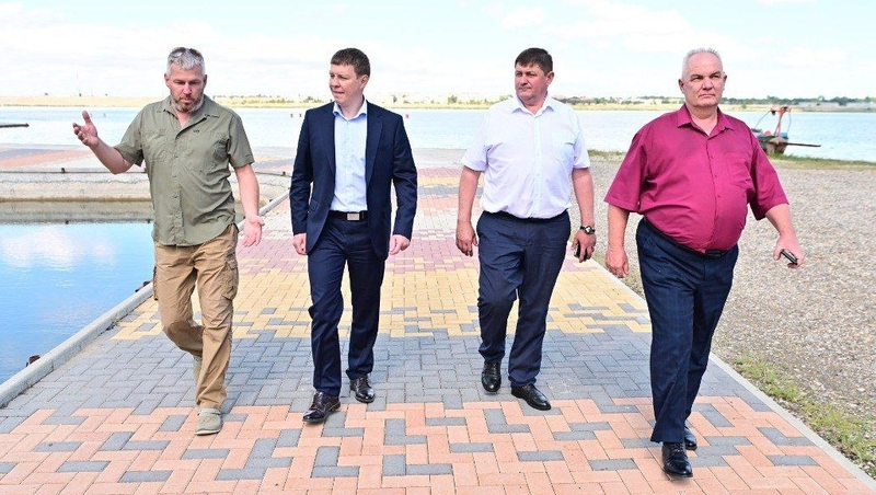 Глава минспорта Ставрополья осмотрел спортобъекты Будённовского округа