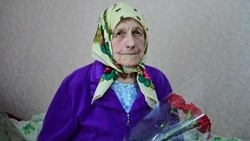 Жительнице села Покойного передали к 96-летию передали поздравление от Путина